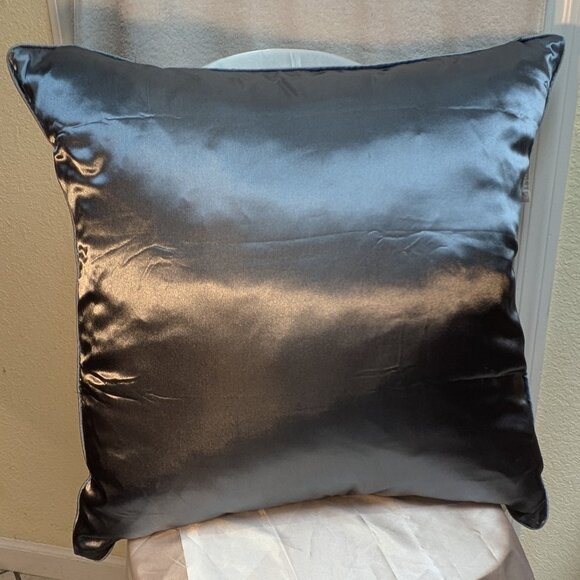 J.QUEEN New York "Glacier" European Sham - Picture 4 of 6